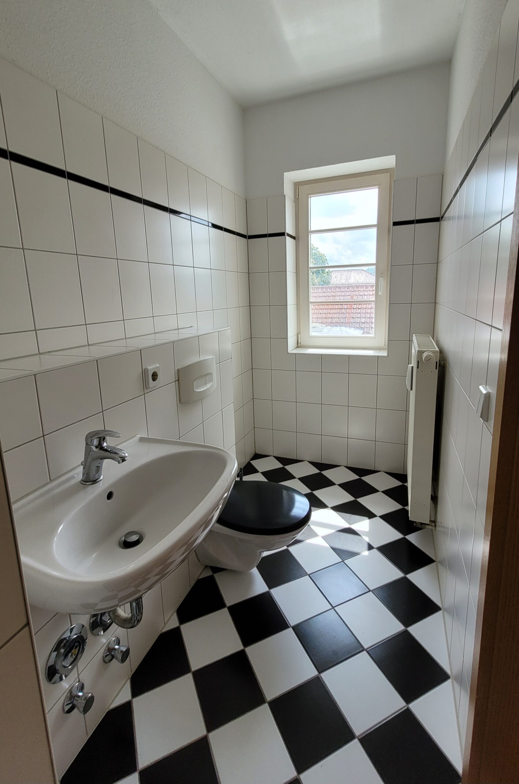 Badezimmer mit Dusche