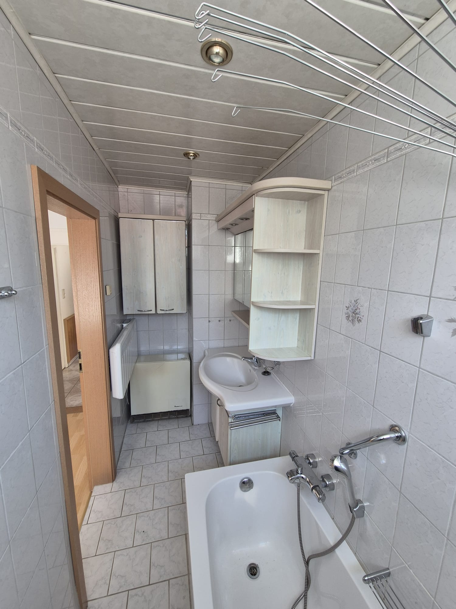Badezimmer EG